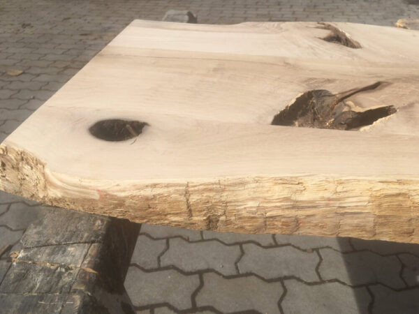 Eiche-Tischplatte-Epoxidharz-Rivertable-Massivholz-Leimholz-Wildeiche-Epoxid-Holz-3
